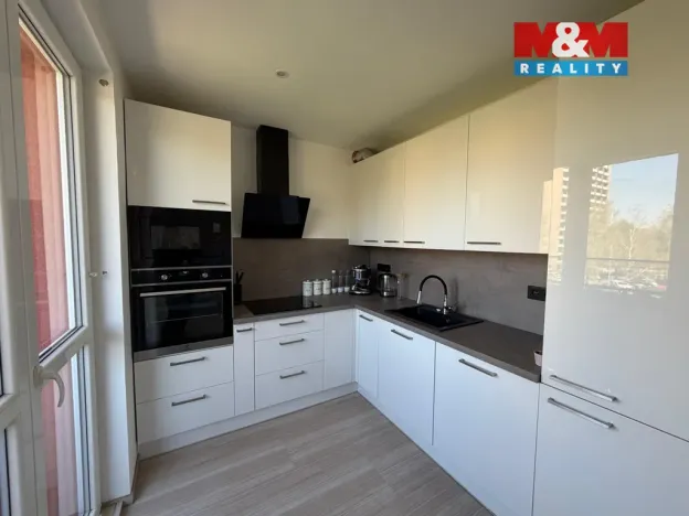 Pronájem bytu 2+kk, Třinec - Lyžbice, Dukelská, 55 m2