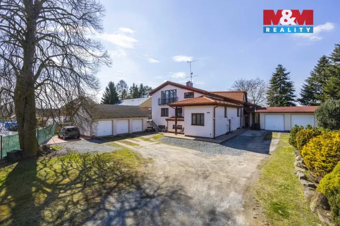 Prodej rodinného domu, Sulice - Želivec, Hlavní, 374 m2