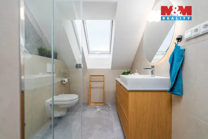 Prodej rodinného domu, Pardubice - Dražkovice, 250 m2