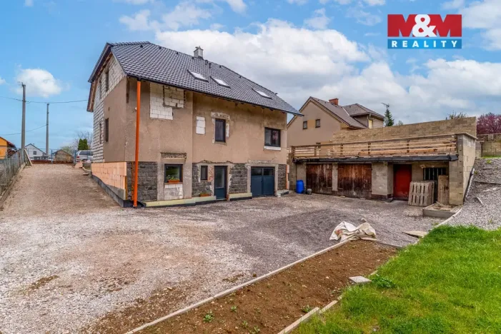 Prodej rodinného domu, Pardubice - Dražkovice, 250 m2