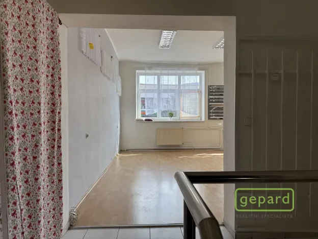 Pronájem obchodního prostoru, Šternberk, ČSA, 84 m2