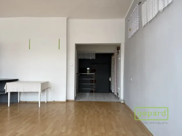 Pronájem obchodního prostoru, Šternberk, ČSA, 84 m2