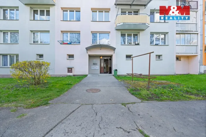 Prodej bytu 3+1, Jindřichův Hradec - Jindřichův Hradec III, sídliště Vajgar, 73 m2