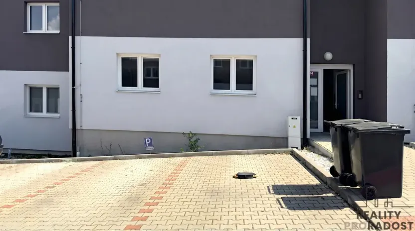 Prodej bytu 4+kk, Vochov, 80 m2