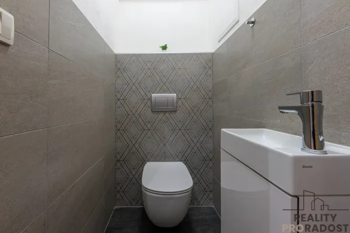 Prodej bytu 4+kk, Vochov, 80 m2