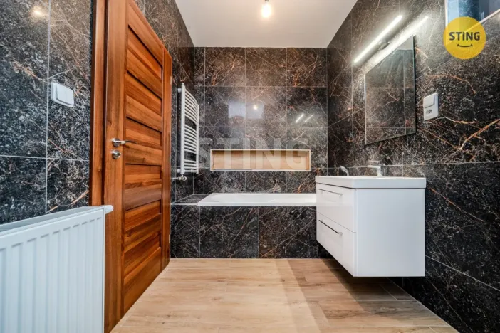 Prodej rodinného domu, Bystřice, 220 m2