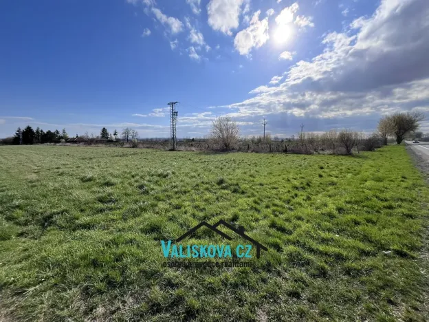 Prodej pozemku, Hulín, 61843 m2