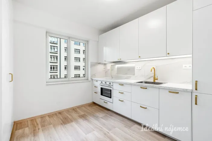 Pronájem bytu 2+1, Praha - Vršovice, Lvovská, 59 m2