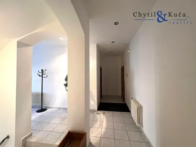 Pronájem obchodního prostoru, Přerov, Žerotínovo nám., 1 m2