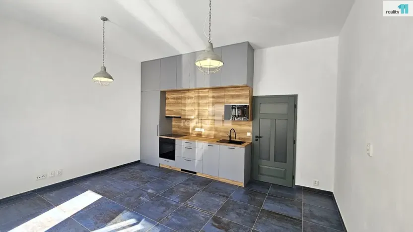 Pronájem bytu 1+kk, Čáslav - Čáslav-Nové Město, Pražská, 34 m2