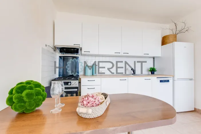 Pronájem bytu 2+kk, Praha - Záběhlice, Jabloňová, 32 m2