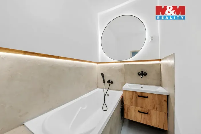 Prodej bytu 1+1, Most, tř. Budovatelů, 39 m2