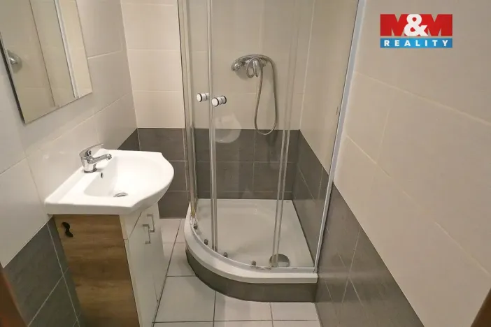 Pronájem bytu 2+kk, Čáslav - Čáslav-Nové Město, R. Těsnohlídka, 36 m2