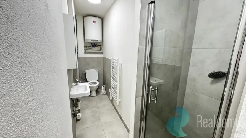 Pronájem bytu 1+1, Kaplice, Omlenická, 30 m2