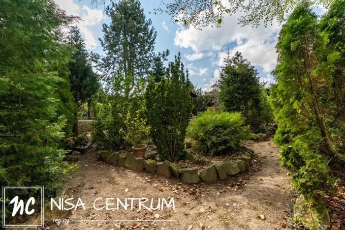 Prodej rodinného domu, Krnsko, 304 m2