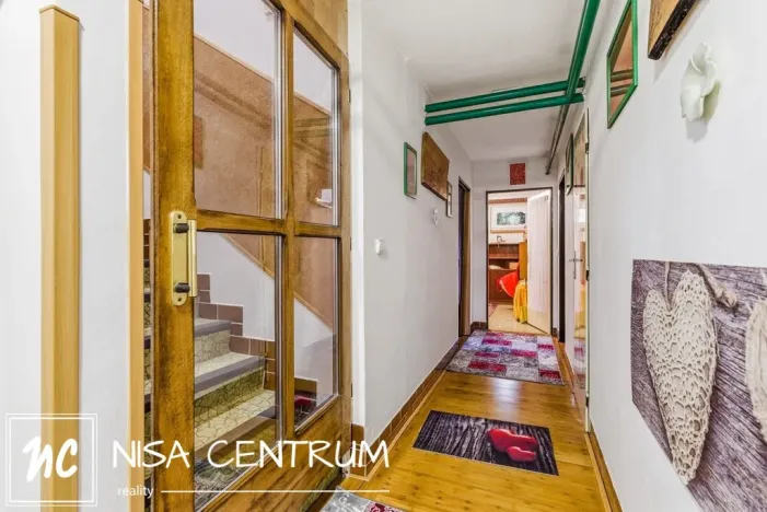 Prodej rodinného domu, Krnsko, 304 m2