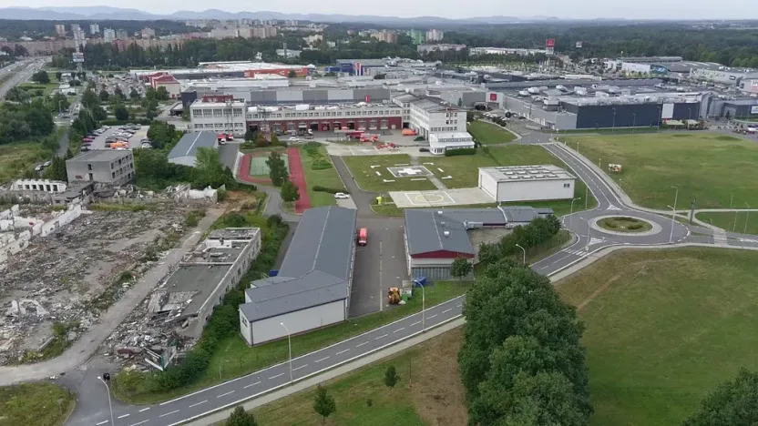 Prodej komerčního pozemku, Ostrava, Výškovická, 28014 m2