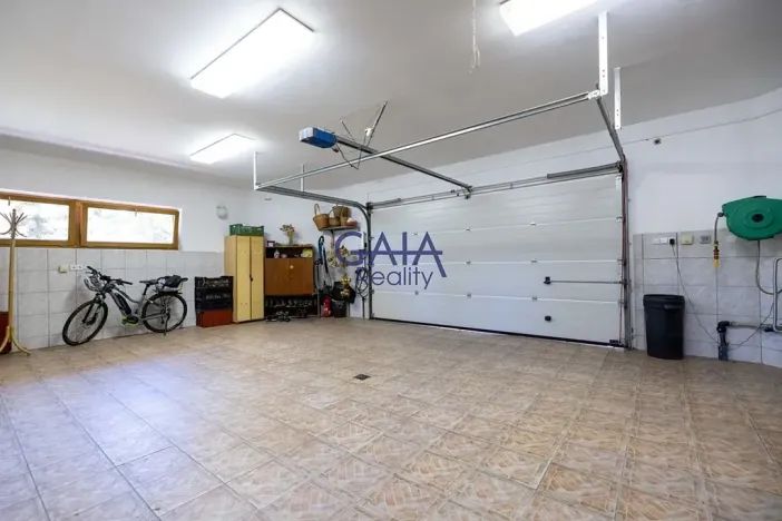 Prodej rodinného domu, Strážovice, 354 m2