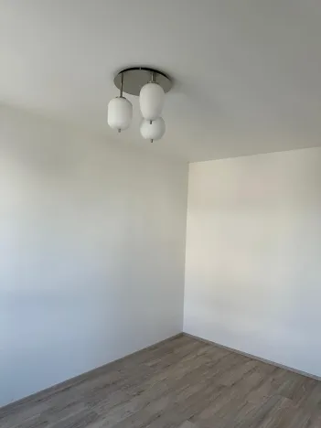 Pronájem bytu 2+kk, Praha - Dolní Měcholupy, Honzíkova, 43 m2