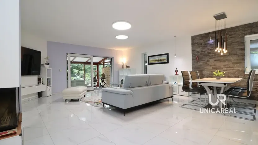 Prodej činžovního domu, Brno - Komín, Hlavní, 523 m2