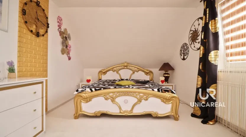 Prodej rodinného domu, Božice, 233 m2