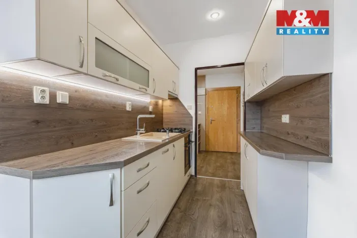 Prodej bytu 2+1, Klatovy - Klatovy II, Kollárova, 61 m2