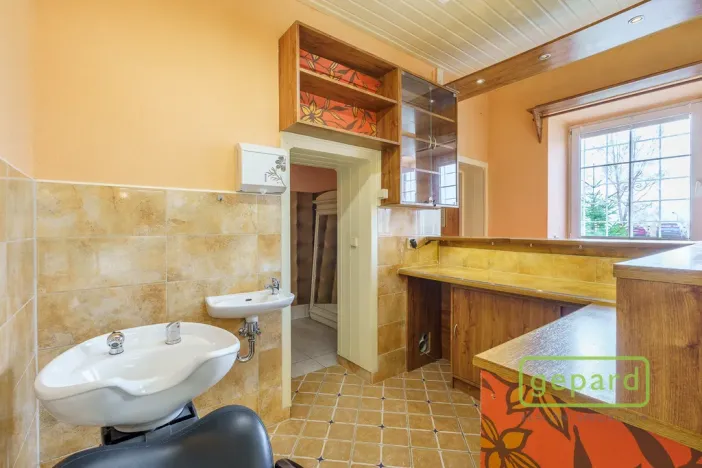 Prodej obchodního prostoru, Karlovy Vary, Rohová, 112 m2