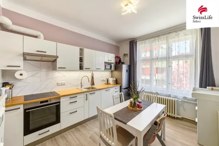 Prodej rodinného domu, Praha - Kobylisy, Pakoměřická, 160 m2