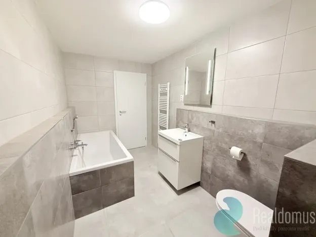 Pronájem bytu 2+kk, České Budějovice - České Budějovice 2, Na Zlaté stoce, 46 m2