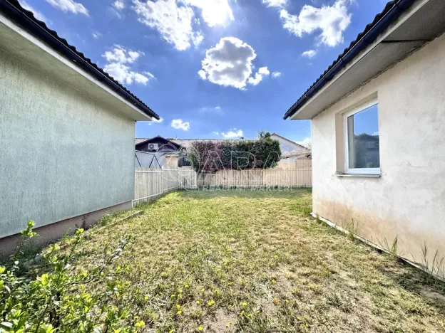 Prodej bytu 3+1, Horoměřice, J. K. Tyla, 95 m2