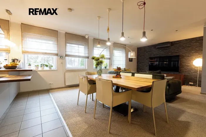 Prodej skladu, Hořovice, nábřeží Hynka Šlosara, 4000 m2