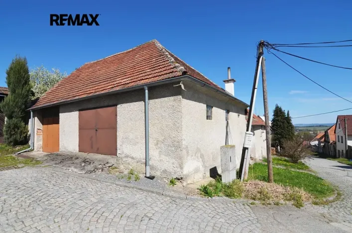 Prodej rodinného domu, Miličín, 300 m2