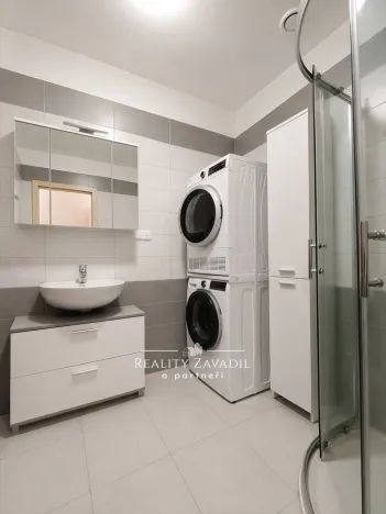 Pronájem bytu 3+kk, Jesenice, Cedrová, 80 m2