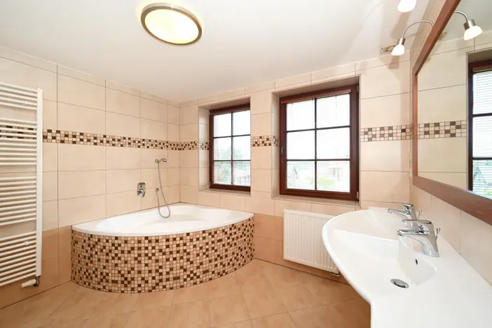 Pronájem rodinného domu, Světice, Na Spojce, 320 m2