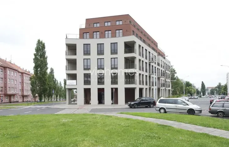 Pronájem bytu 4+kk, Praha - Dejvice, Bechyňova, 125 m2
