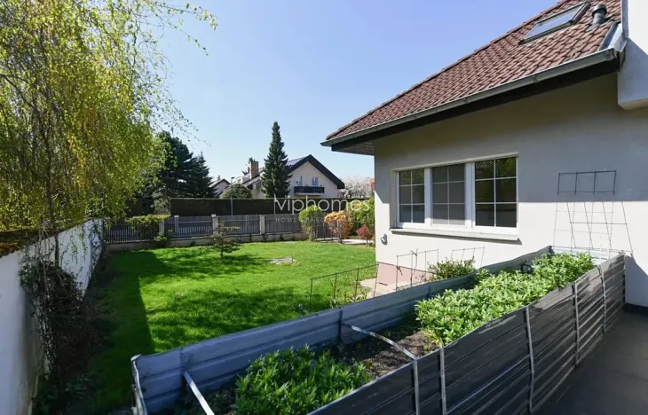 Pronájem vily, Průhonice, Pod Valem, 400 m2