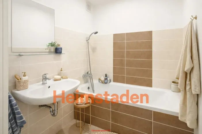 Pronájem bytu 2+1, Ostrava - Mariánské Hory, Mládí, 50 m2