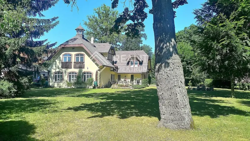 Prodej rodinného domu, Žamberk, Albertova, 460 m2