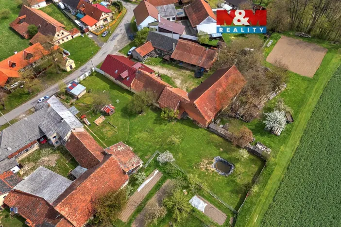 Prodej pozemku pro bydlení, Chroustovice - Mentour, 1256 m2