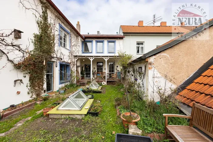 Prodej rodinného domu, Dobříš, Mírové náměstí, 451 m2