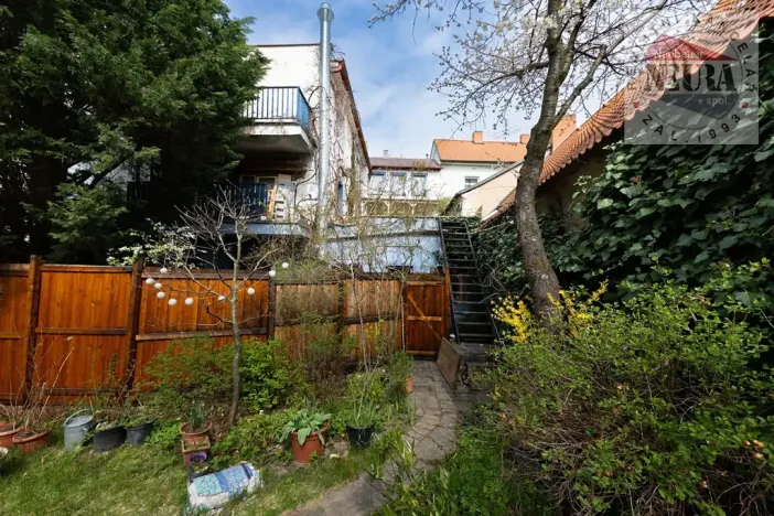 Prodej rodinného domu, Dobříš, Mírové náměstí, 451 m2