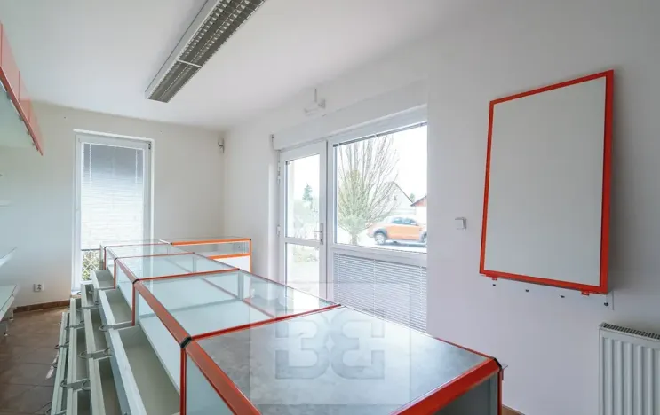 Pronájem obchodního prostoru, Praha - Kolovraty, Kupkova, 35 m2
