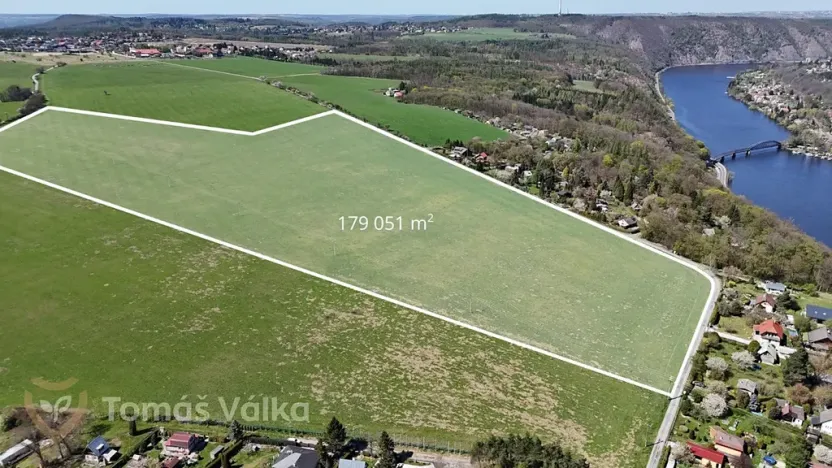 Prodej pole, Trnová, 179051 m2