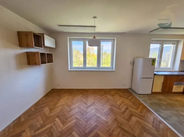 Prodej bytu 2+kk, Chlumčany, V Rumunsku, 52 m2