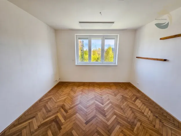 Prodej bytu 2+kk, Chlumčany, V Rumunsku, 52 m2