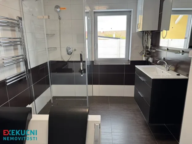 Prodej bytu 4+kk, Praha - Lochkov, K Lahovské, 99 m2