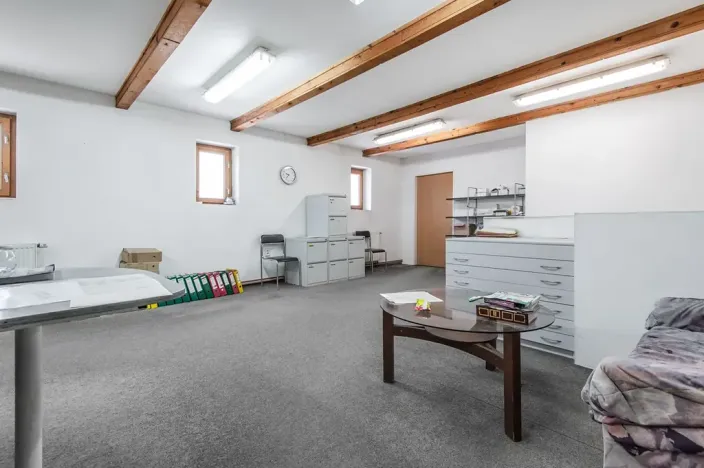 Prodej obchodního prostoru, Kolín, Roháčova, 340 m2