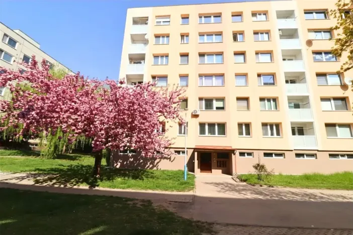 Pronájem bytu 3+1, Břeclav, Na Valtické, 75 m2