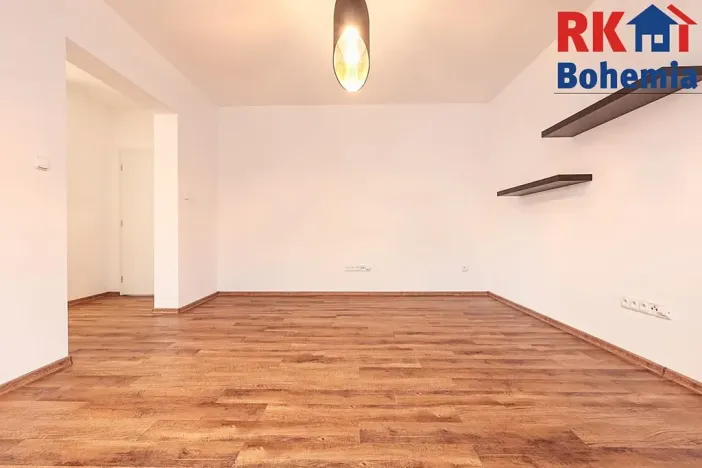 Pronájem bytu 4+1, Praha - Žižkov, Na Jarově, 122 m2