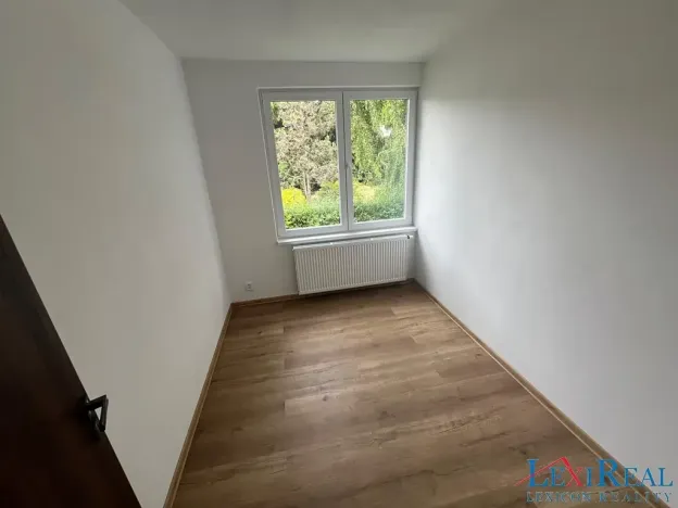 Pronájem rodinného domu, Praha - Vinoř, Dašická, 130 m2